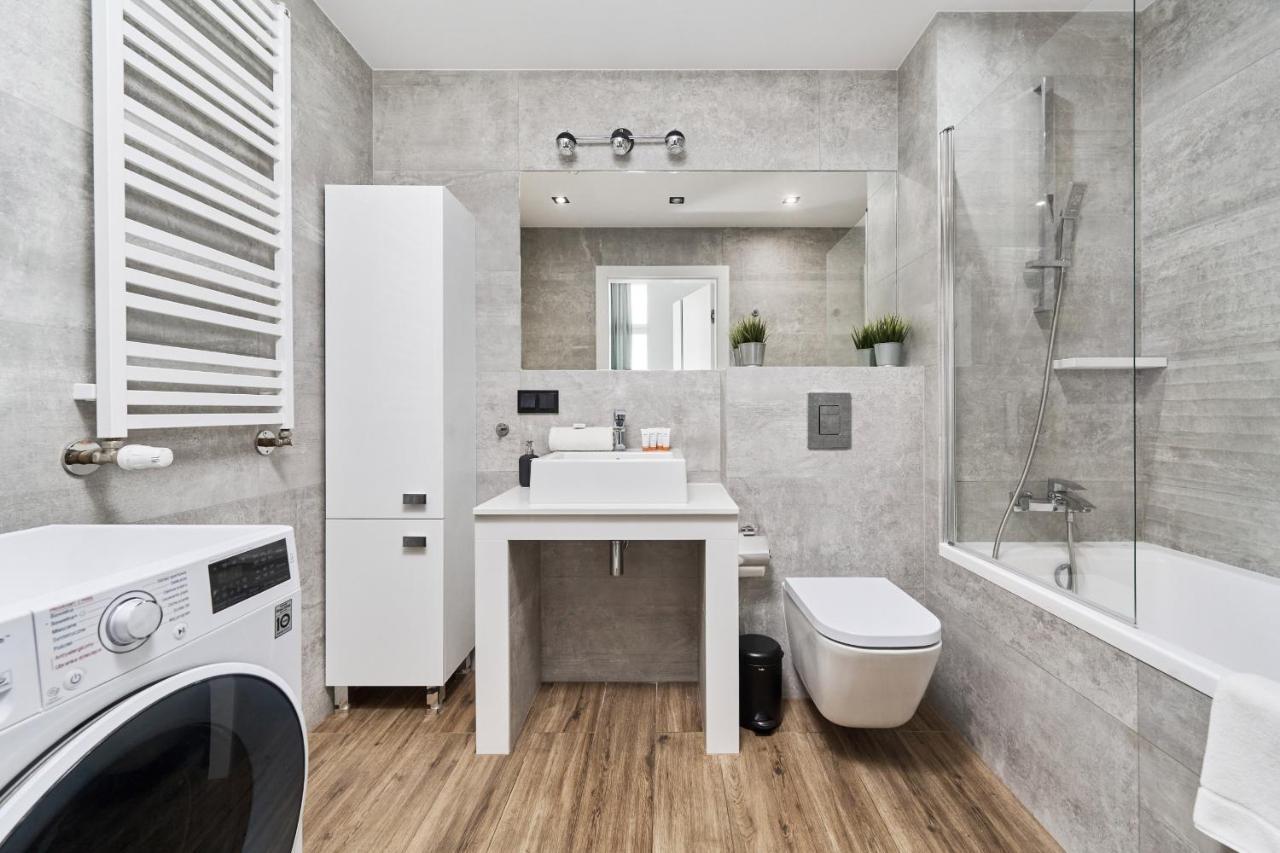 Architektow Avenue Apartment Free Parking By Noclegi Renters ヴロツワフ エクステリア 写真